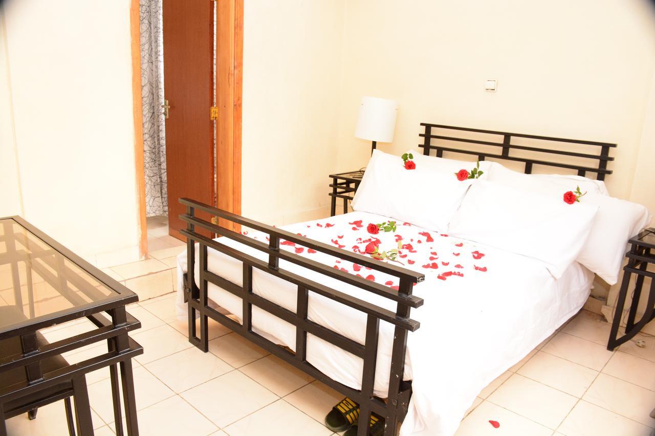 The Hive Guest House Addis Ababa Exteriör bild